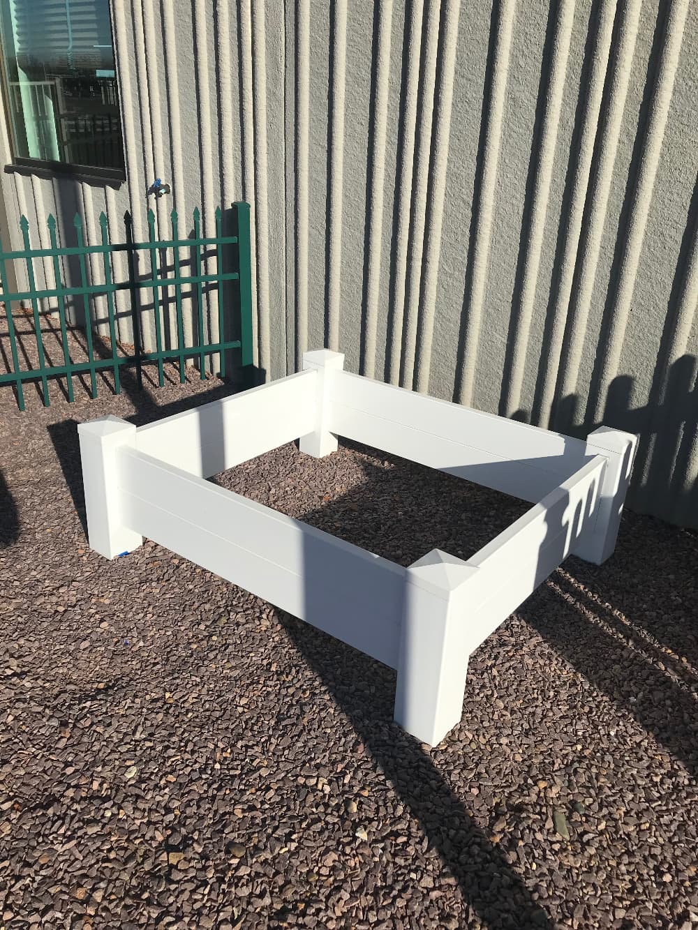 raised vinyl garden bed – minnesota vinyl & aluminum, inc.